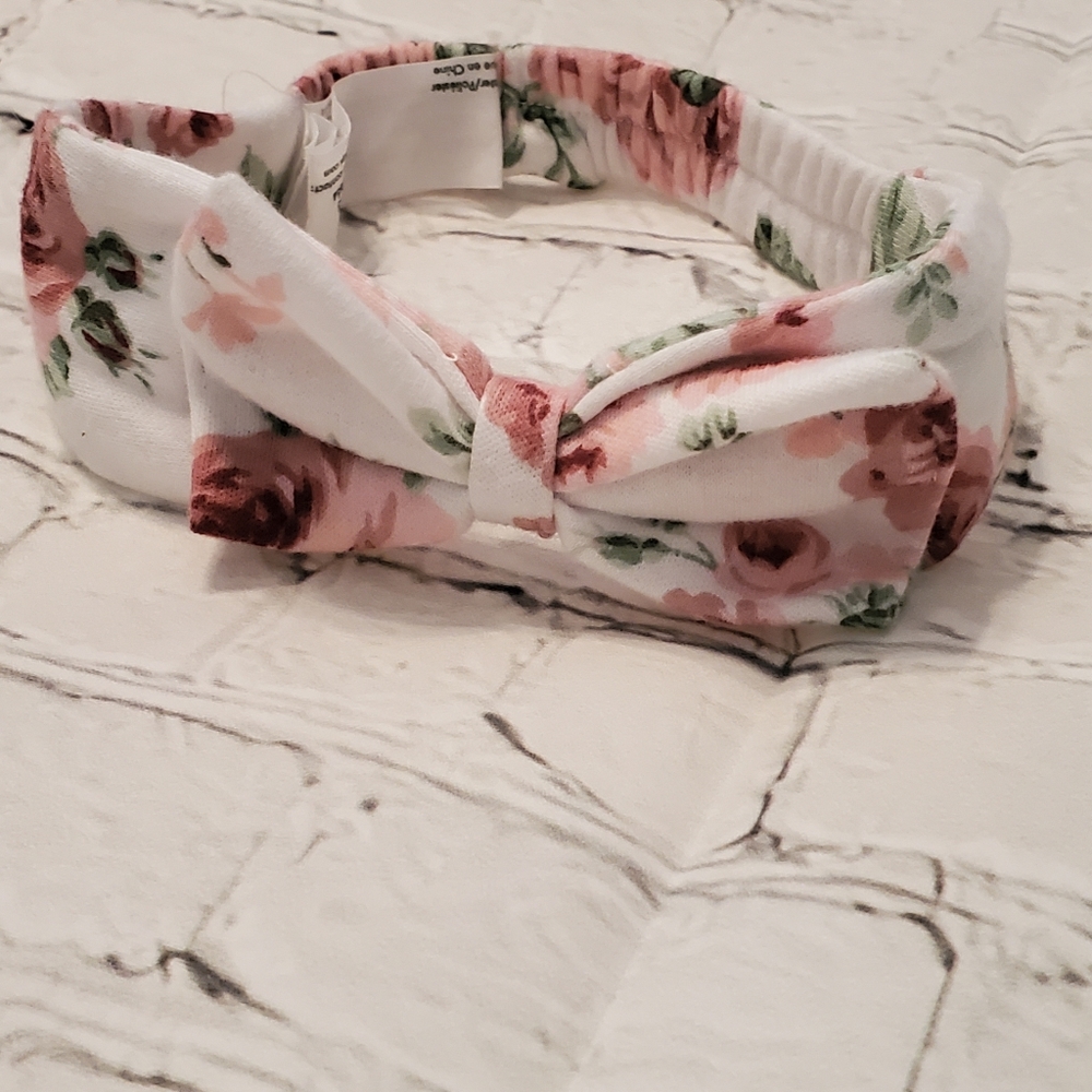 Laura Ashley Baby 3-Piece Set - Picture 4 of 5